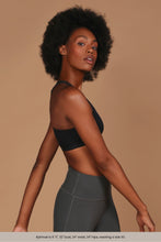 Load image into Gallery viewer, the traverse bra
